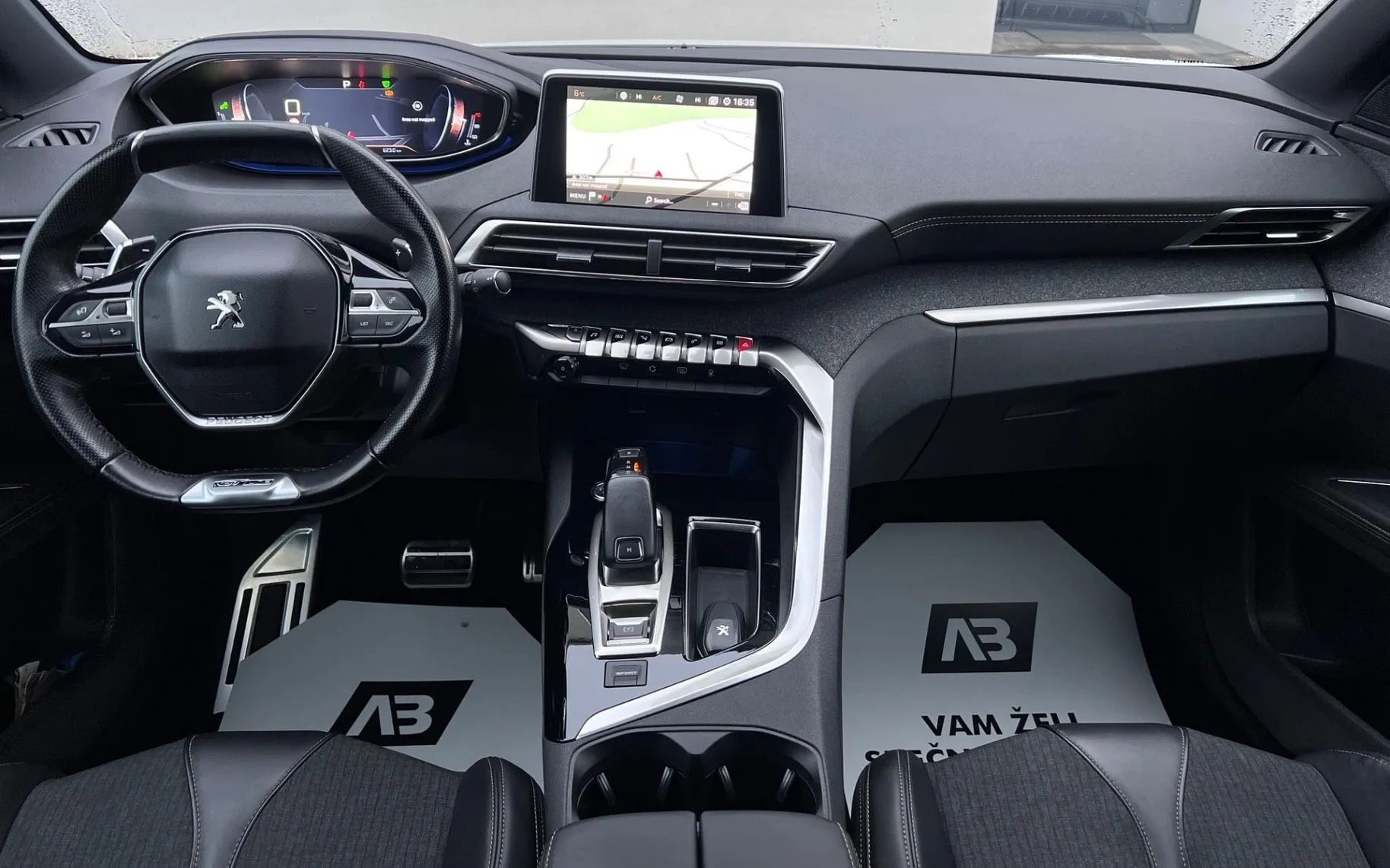 Notranja slika - Peugeot 5008 - 1.5 BLUEHDI+GT LINE+FULL LED+VIRTUAL+PERLA... - 12