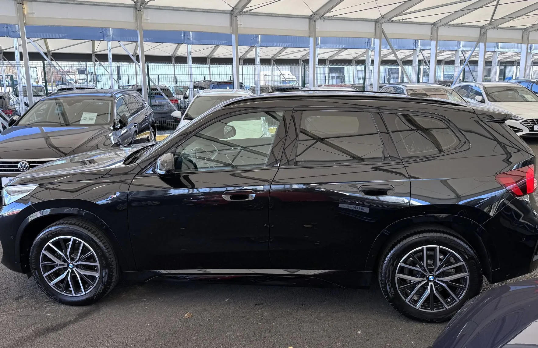 Zunanja slika - BMW X1 - serija : M Sport sDrive18i - KAMERA - USNJE - VIRTUAL - 4