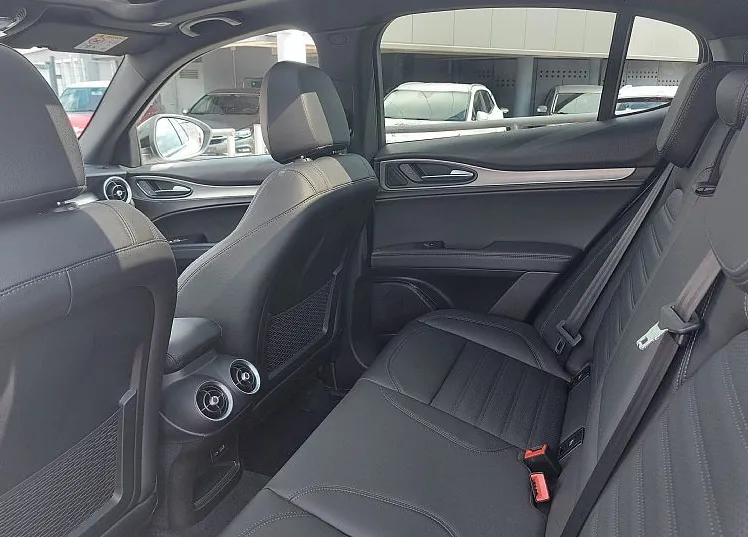 Zunanja slika - Alfa Romeo Stelvio - Veloce 2.2 Multijet 210 Q4 - 10