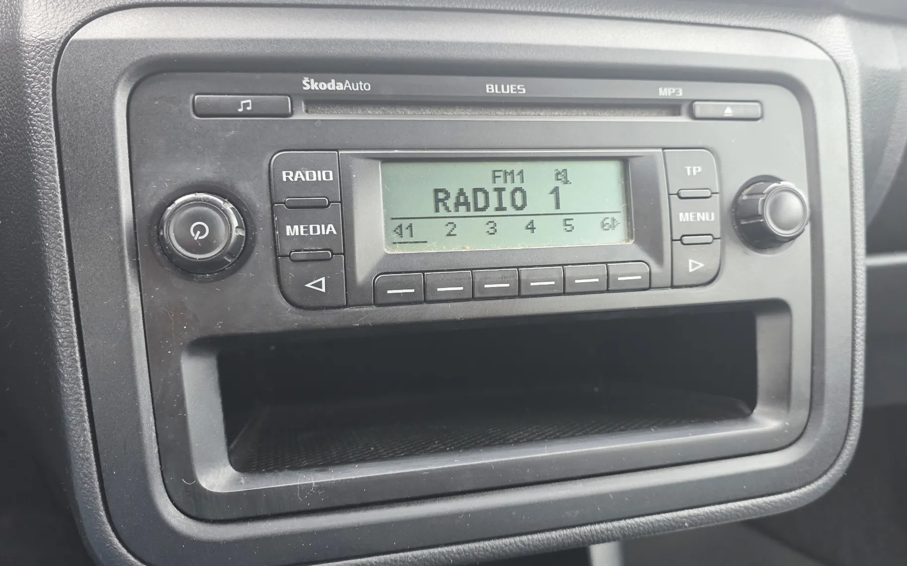 Zunanja slika - Škoda Fabia - 1,2 Active  SLO KLIMA - 10