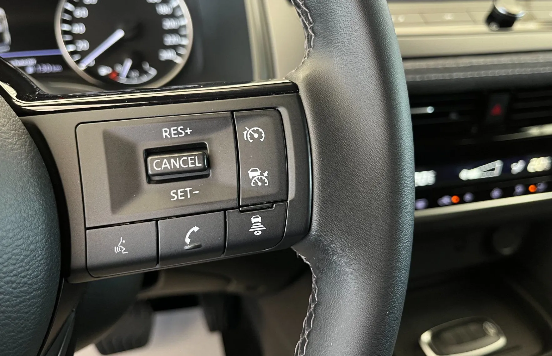 Zunanja slika - Nissan Qashqai - e-Power 190 Business Edition - 16