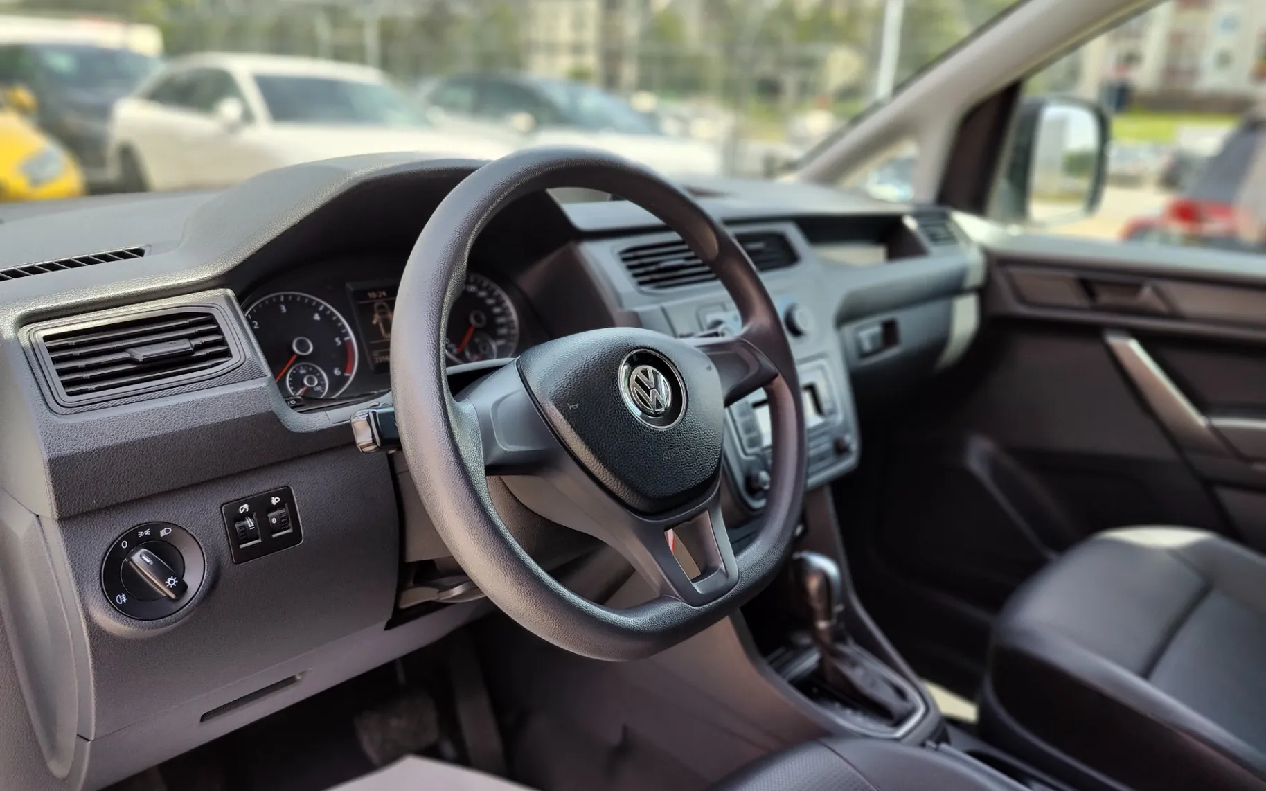 Zunanja slika - VW Caddy - 2.0 TDI DSG 75kW N1 tovorno DDV PDC USNJE BT - 10