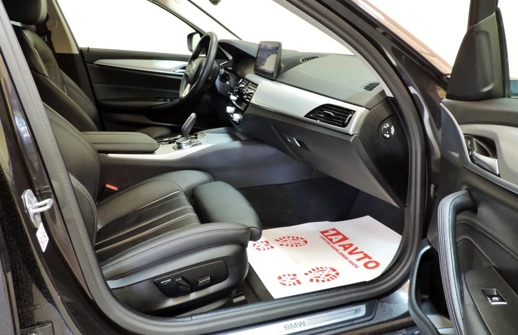 Zunanja slika - BMW Serija 5 - : 545e xDrive Avt. PRIKLJUČNI HYBRID - 11