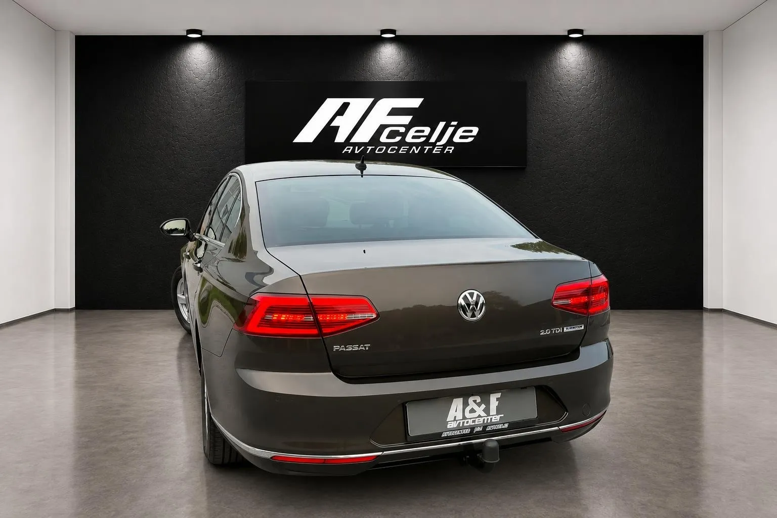 Notranja slika - Volkswagen Passat - 2.0 TDI-DSG-H LINE-FUL LED-LIZING ZA TUJCE-ACC- - 7