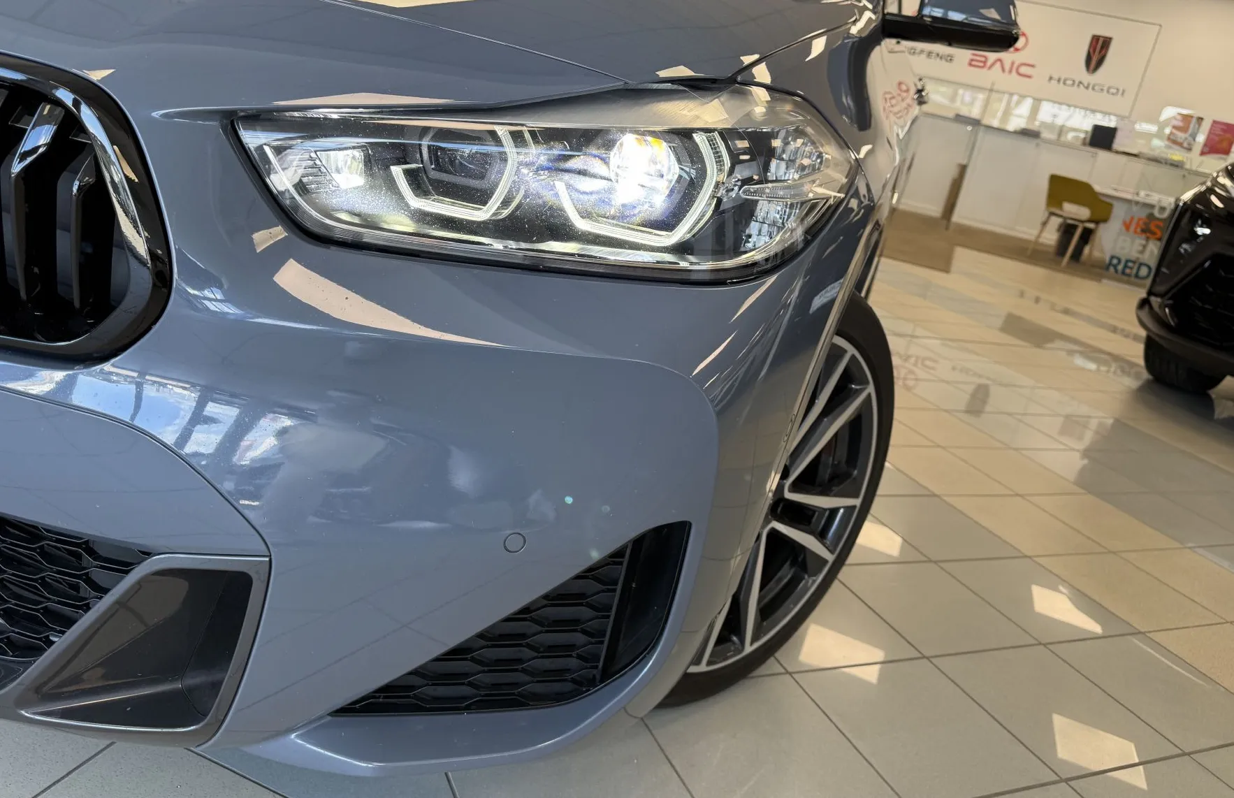 Zunanja slika - BMW X2 - serija : sDrive18d AUT. -M-SPORT-FACELIFT-PANO-KAMERA- - 4