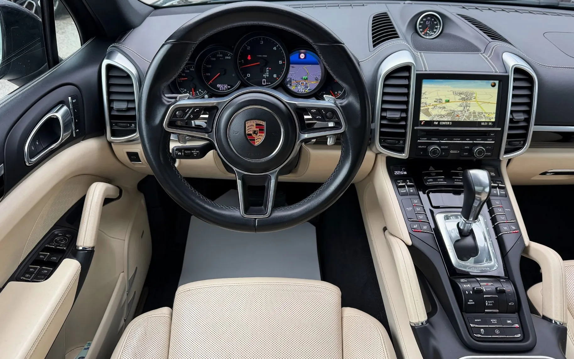 Zunanja slika - Porsche Cayenne - DIESEL 3.0 SLO CHRONO FULL LED ACC PANO ALU21 - 17