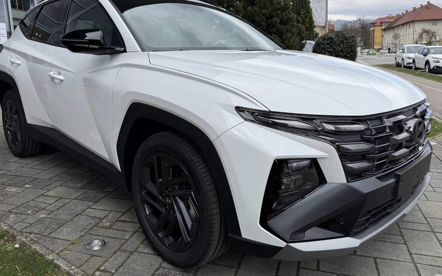 Zunanja slika - Hyundai Tucson - 1.6 T-GDI FL STYLE   BLACK LINE PLUS. WINTER II. - 3