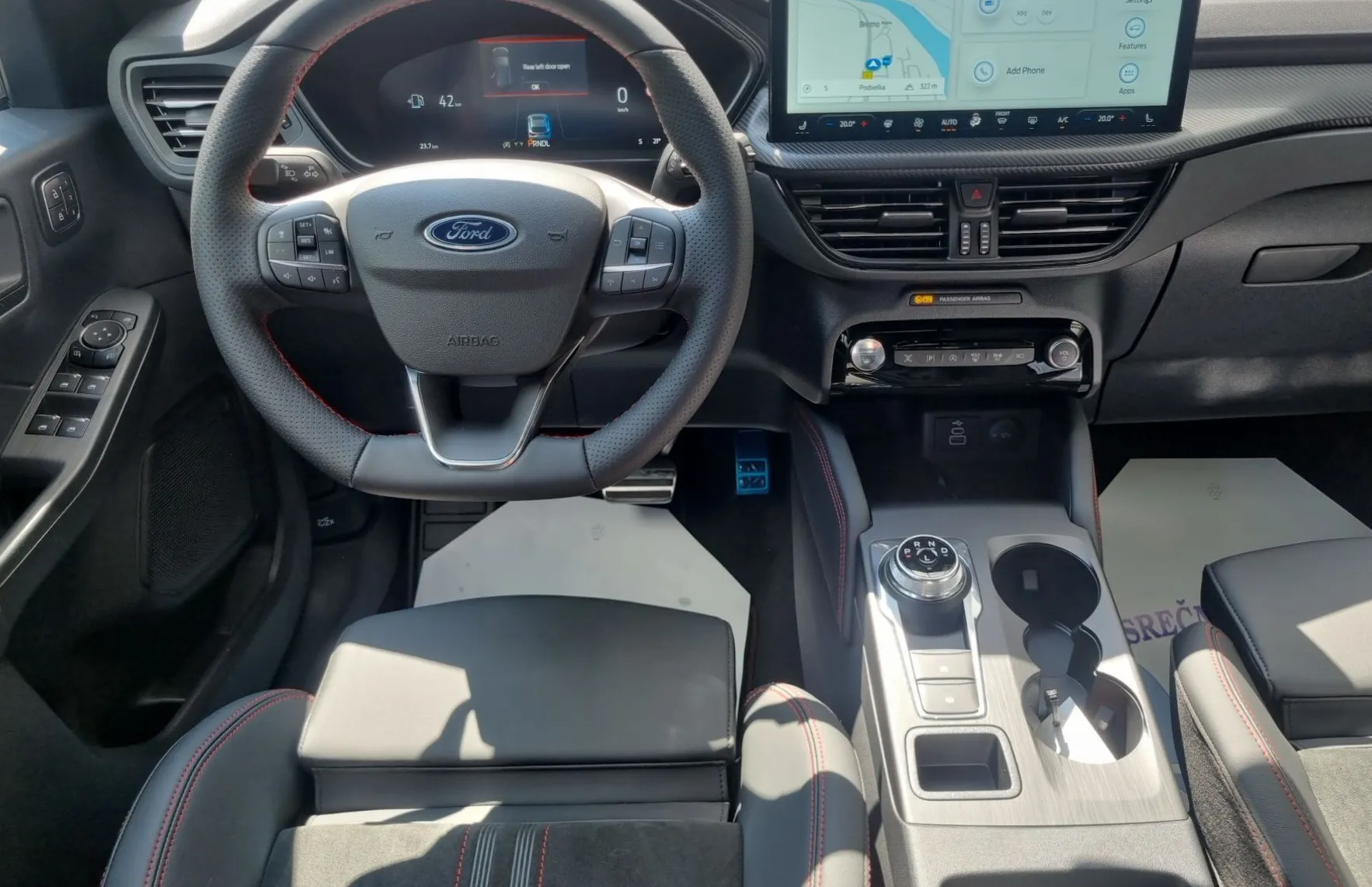 Zunanja slika - Ford Kuga - St-Line X 1.5 EcoBoost 186KM A8 - 13
