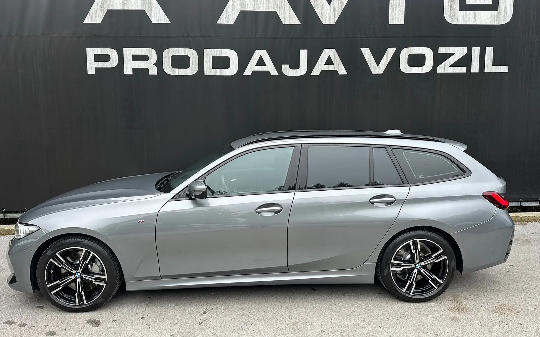 Zunanja slika - BMW Serija 3 - Touring: 330i  AT  MSPORT - 4