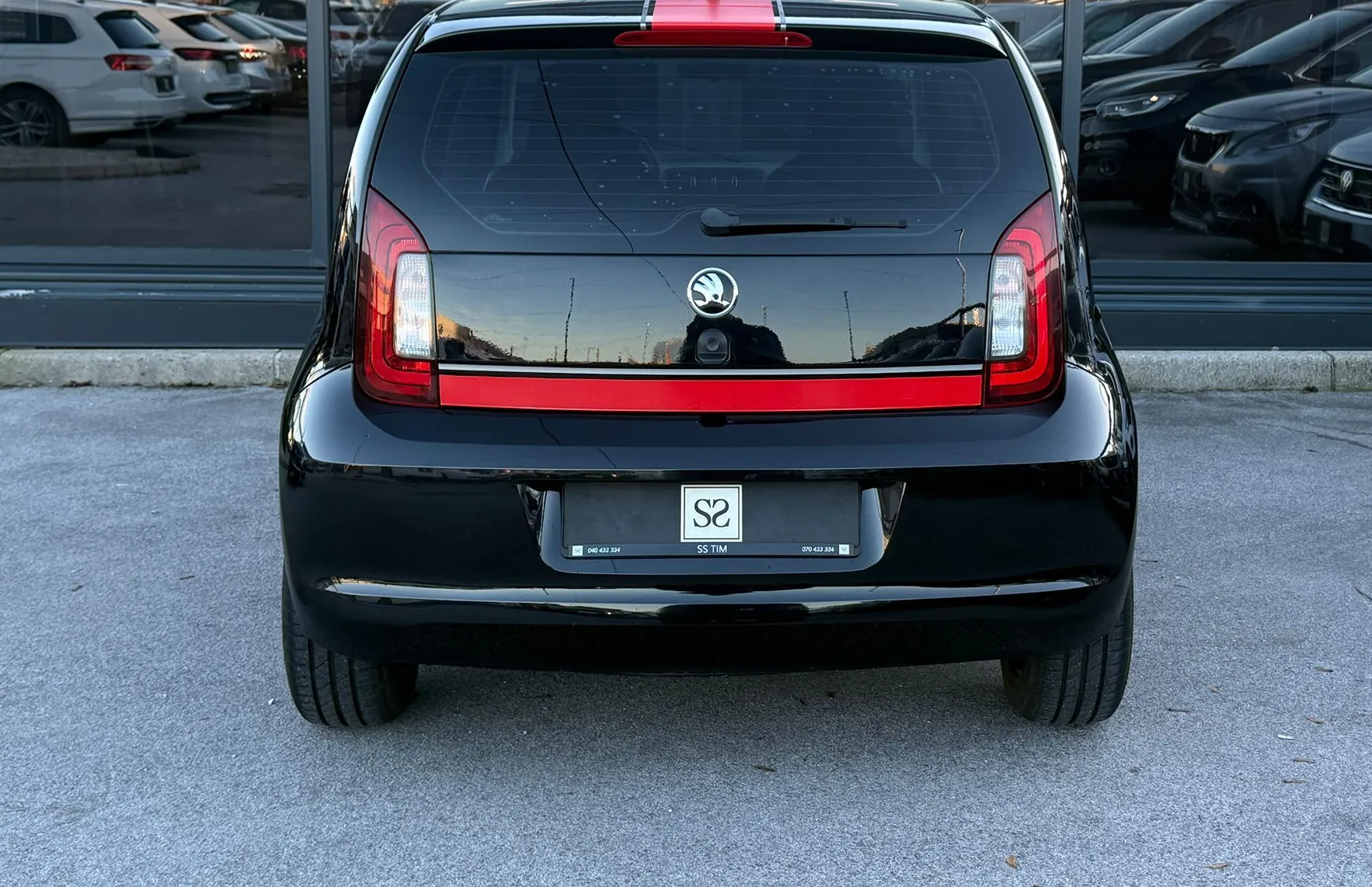 Zunanja slika - Škoda Citigo - 1.0i 5V Klima Alu platišča LED Sport BREZ POLOGA - 6