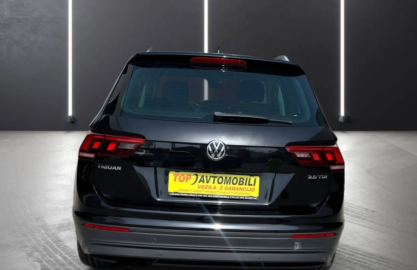 Zunanja slika - VW Tiguan - 2.0 TDI 20COL R-LINE LED NAVI PDC RADARSKI TEM T - 7
