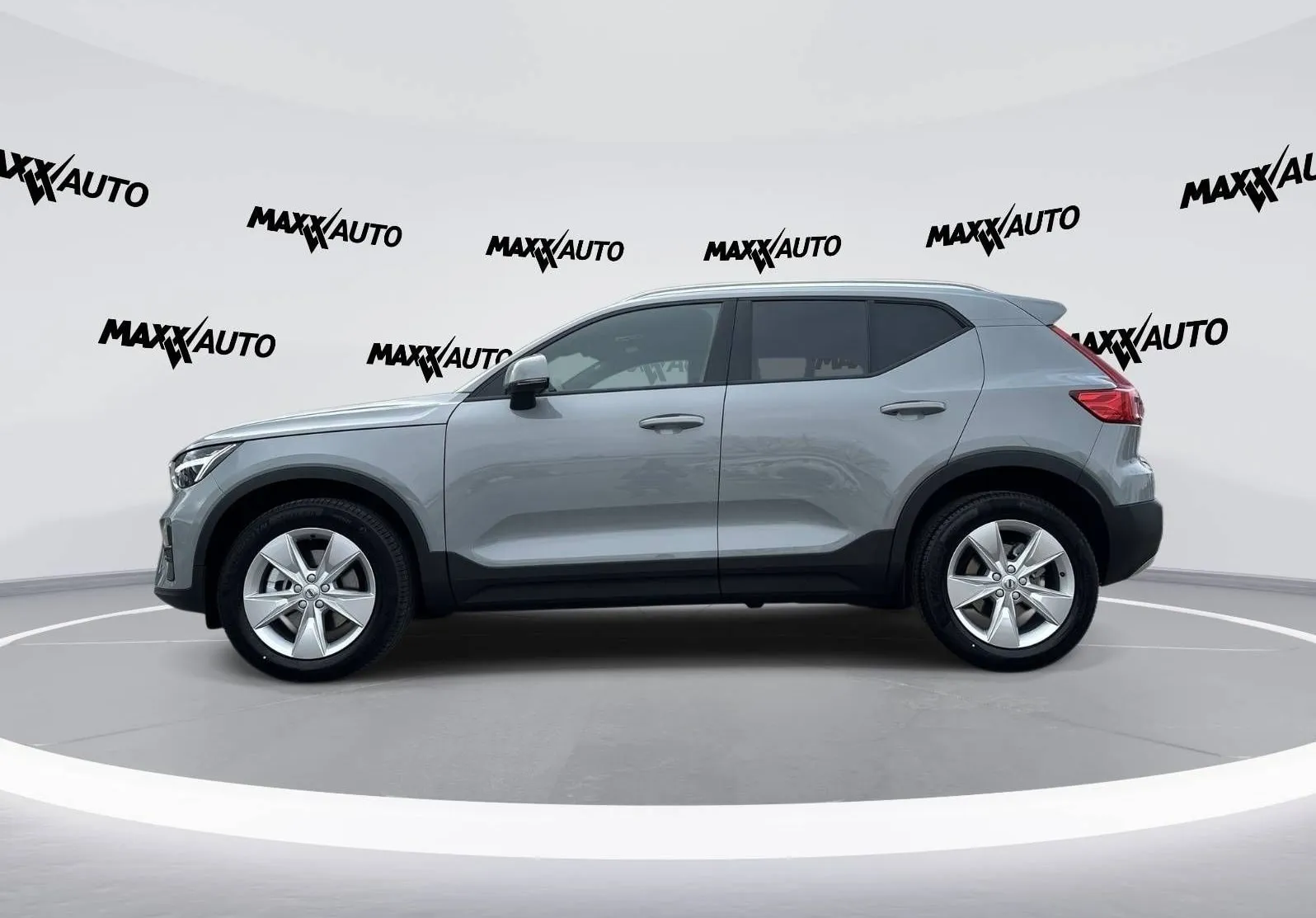 Notranja slika - Volvo XC40 - B3P Core Avt... - 8