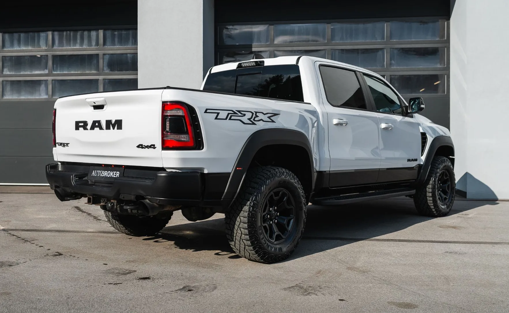 Zunanja slika - Dodge Ram - 1500 TRX 6.2L Hemi V8 TRX Level 2 | Carbon | Pano - 5