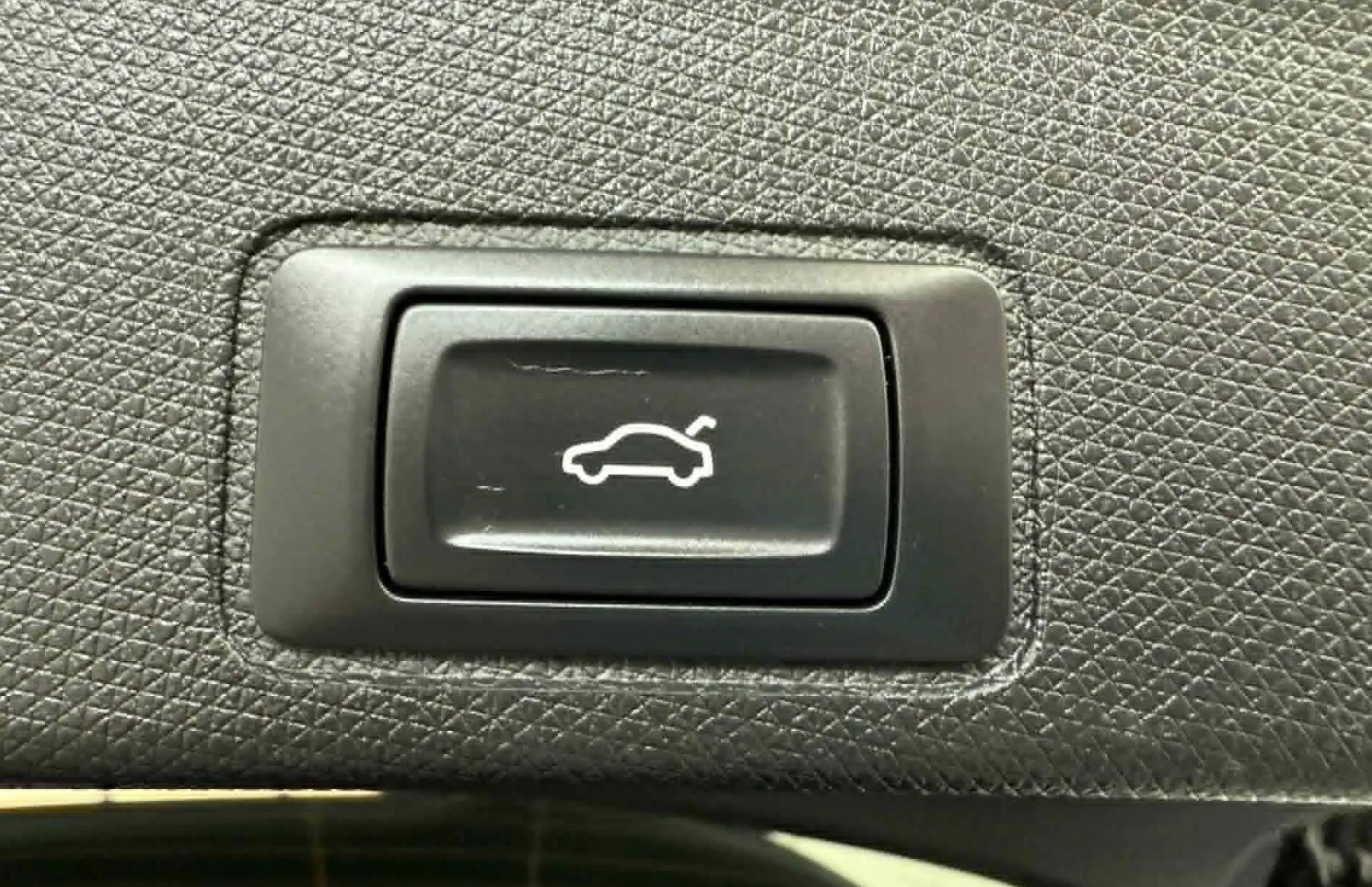 Zunanja slika - Cupra Terramar - 1.5 eTSI DSG.NEMŠKI.KAMERA.LED.NAVI.ACC.GRE.SED - 12