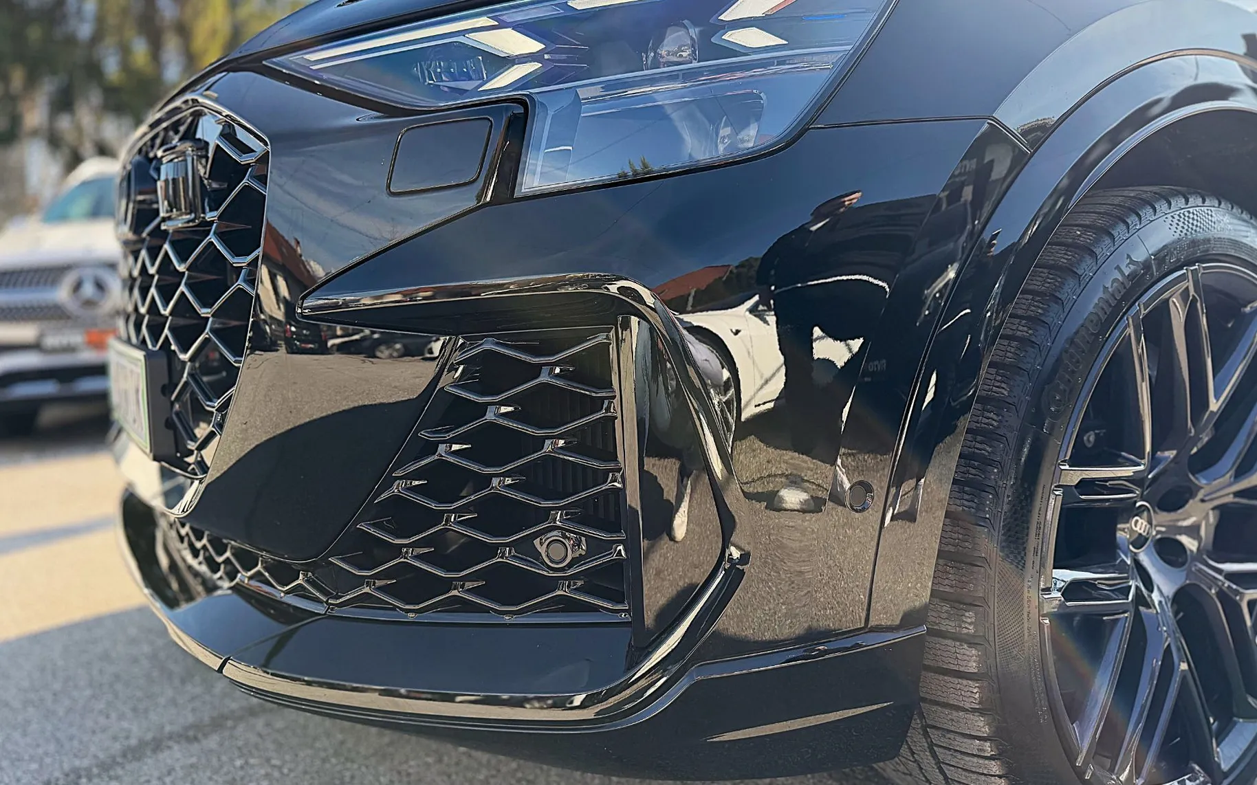 Zunanja slika - Audi RS Q8 - PERFORMANCE 4.0 TFSI Quattro HD MATRIX B.O. ACC - 8