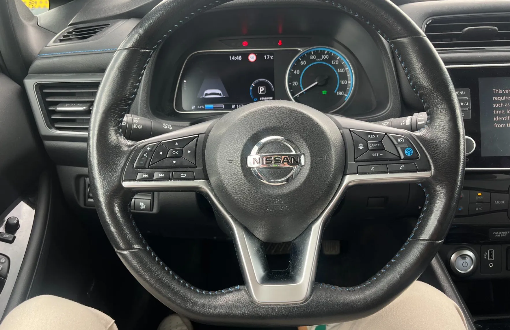 Zunanja slika - Nissan Leaf - Elektro 59 kWh Tekna 360° POGLED.TOPL. ČRP. ACC - 13