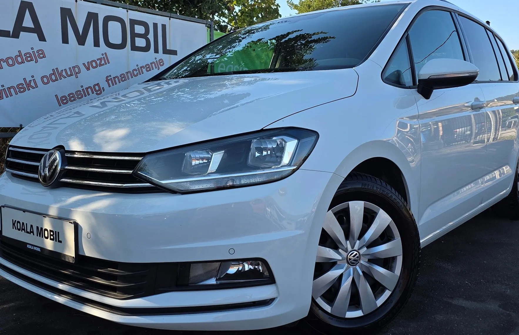 Zunanja slika - Volkswagen Touran - 2.0 TDI BMT HIGHLINE ZASLON-KLIMA-SLOVENSKI-1.LAST - 18