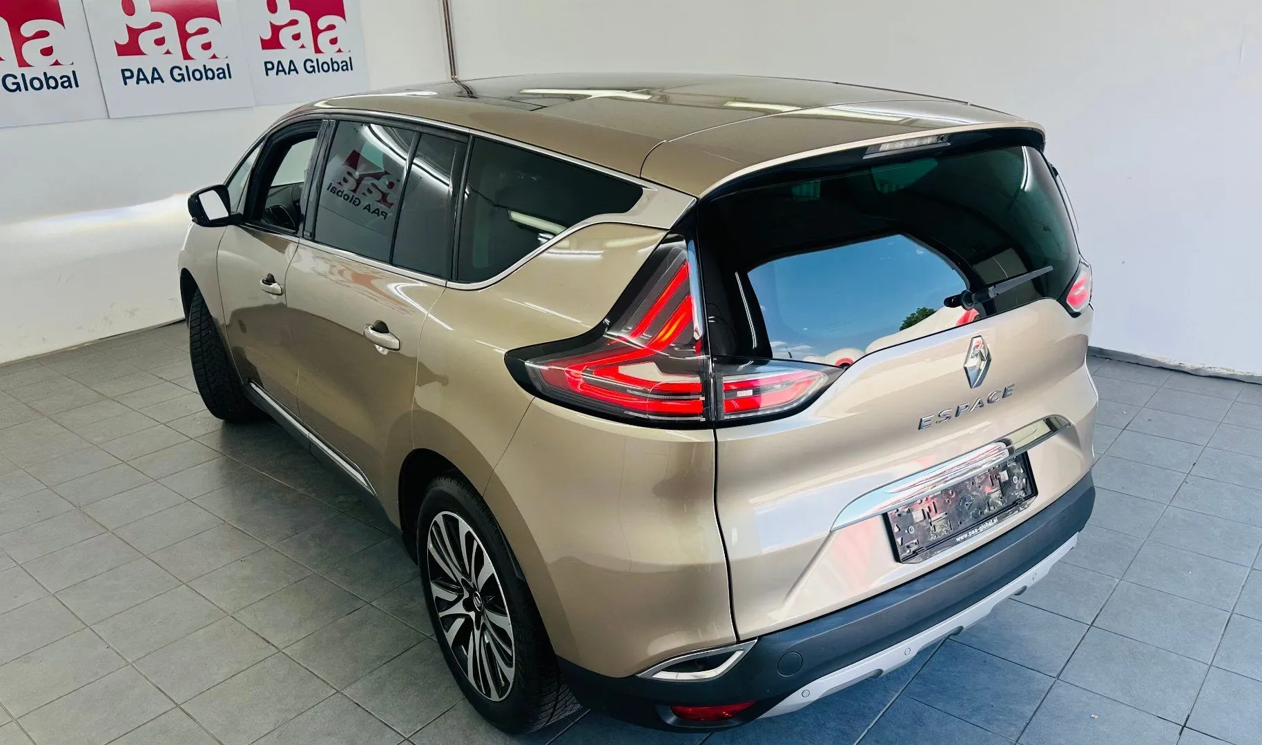 Zunanja slika - Renault Espace - 1.6 HDI 118 KW.KAMERA.NAVI.USNJE.GRE.SED.PANORAMA - 14