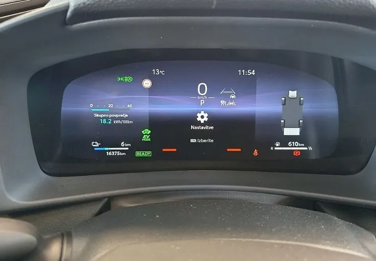 Zunanja slika - Toyota C-HR - 2.0 hibrid  PHEV  C-LUB TECH BITONE - 11
