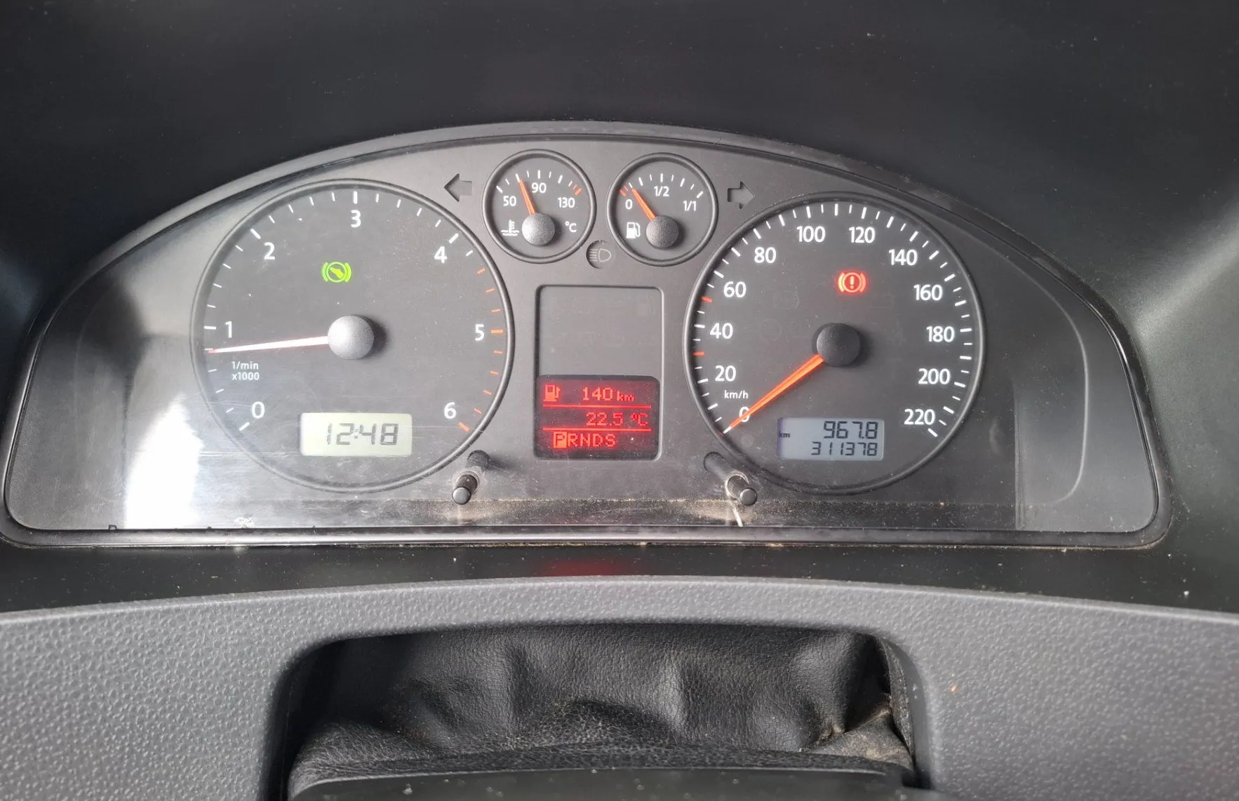 Zunanja slika - Volkswagen Transporter - 2.5 TDI - 15