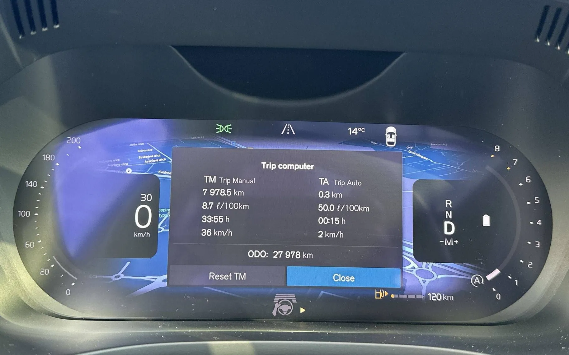 Notranja slika - Volvo XC60 - B4 P Plus Dark Avt. - 15