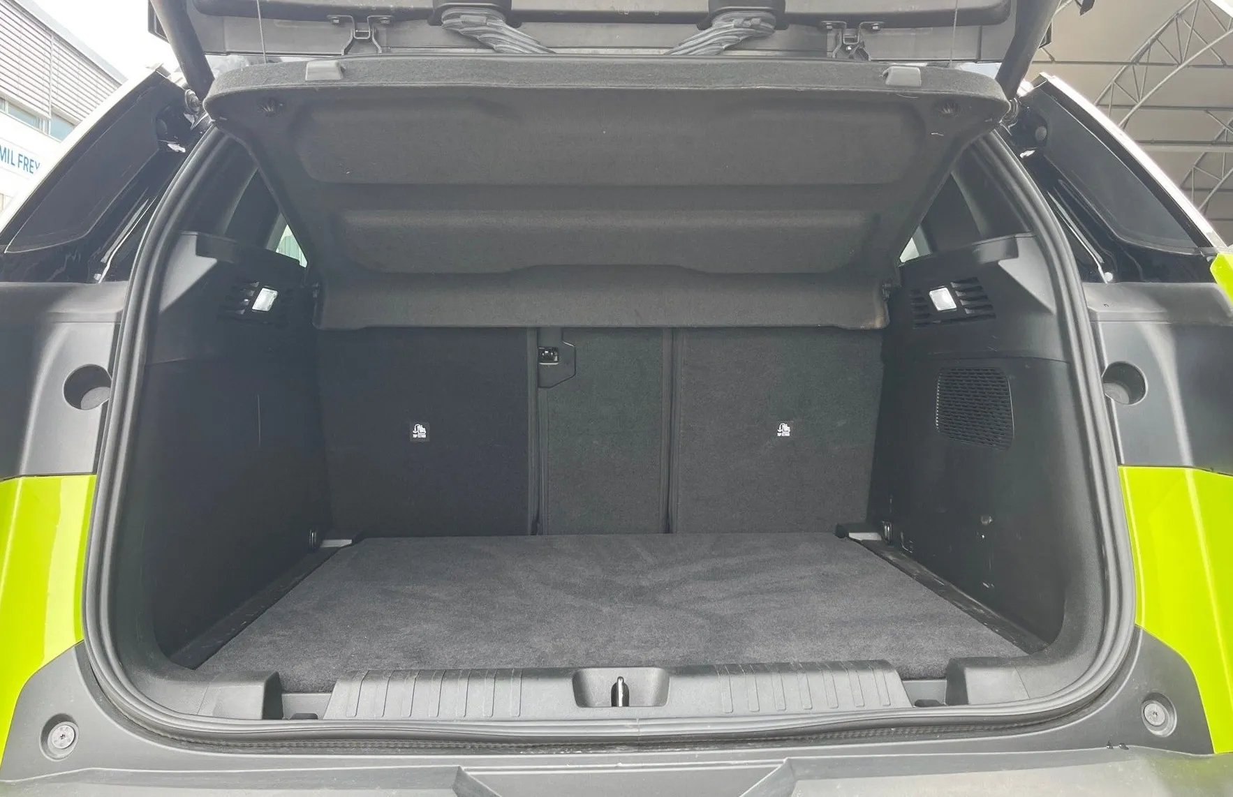 Zunanja slika - Jeep Compass - 1.2 e-Hybrid DCT6 145 First Edition - 12