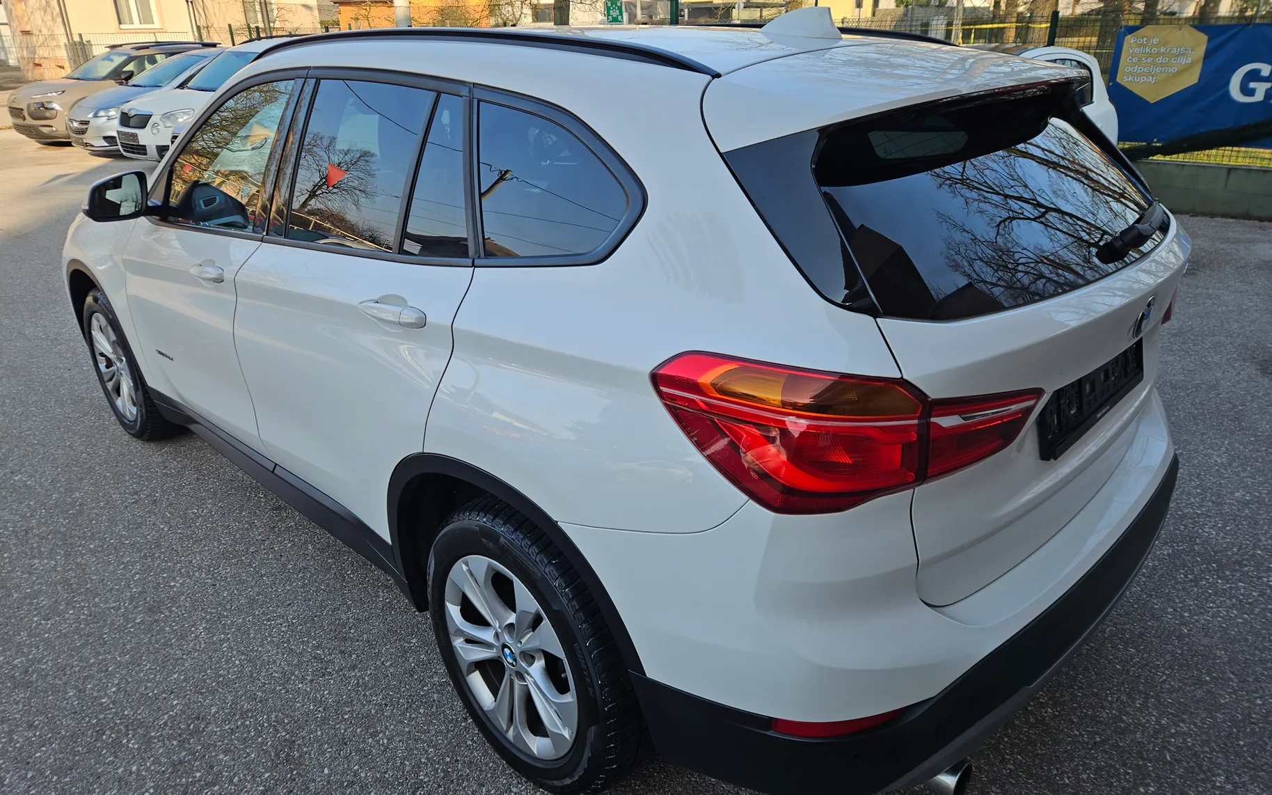 Zunanja slika - BMW X1 - sDrive18d Sport Line - 4