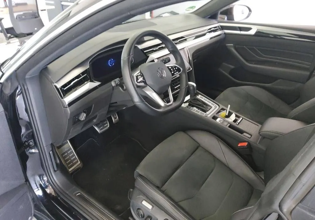 Notranja slika - Volkswagen Arteon Shooting Brake - Arteon SB 4motion 2.0 TDI BMT R-Line DSG - 7