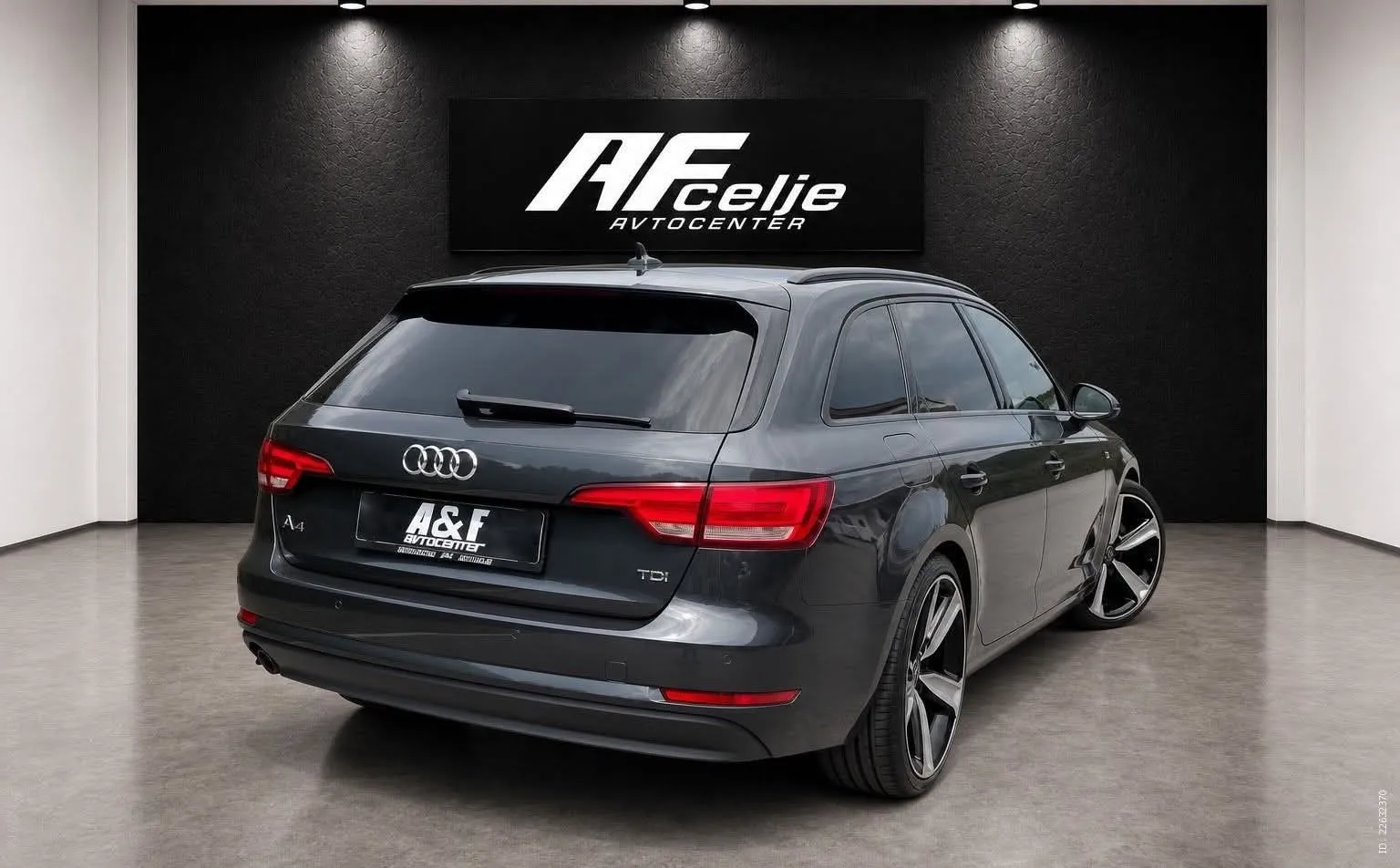 Zunanja slika - Audi A4 Avant - 2.0 TDI-AUT-S LINE-BANG OLUFSEN-LIZING ZA TUJCE-.. - 5