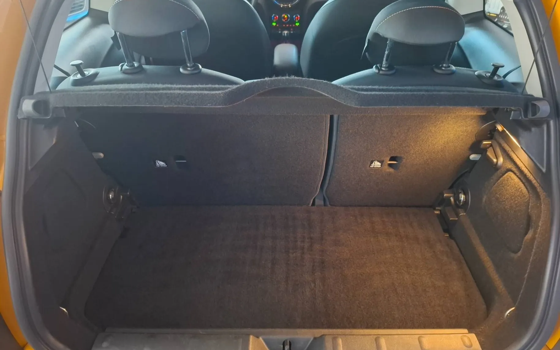 Notranja slika - MINI One - 1.2 SAMO 107000KM-KREDIT BREZ POLOGA V 10 MIN - 10