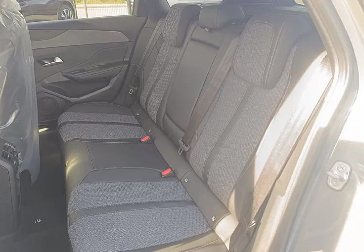 Zunanja slika - Peugeot 308 - 1.2 MHEV 145 e-DCT Allure Avt.-NAVI-AKCIJA - 7
