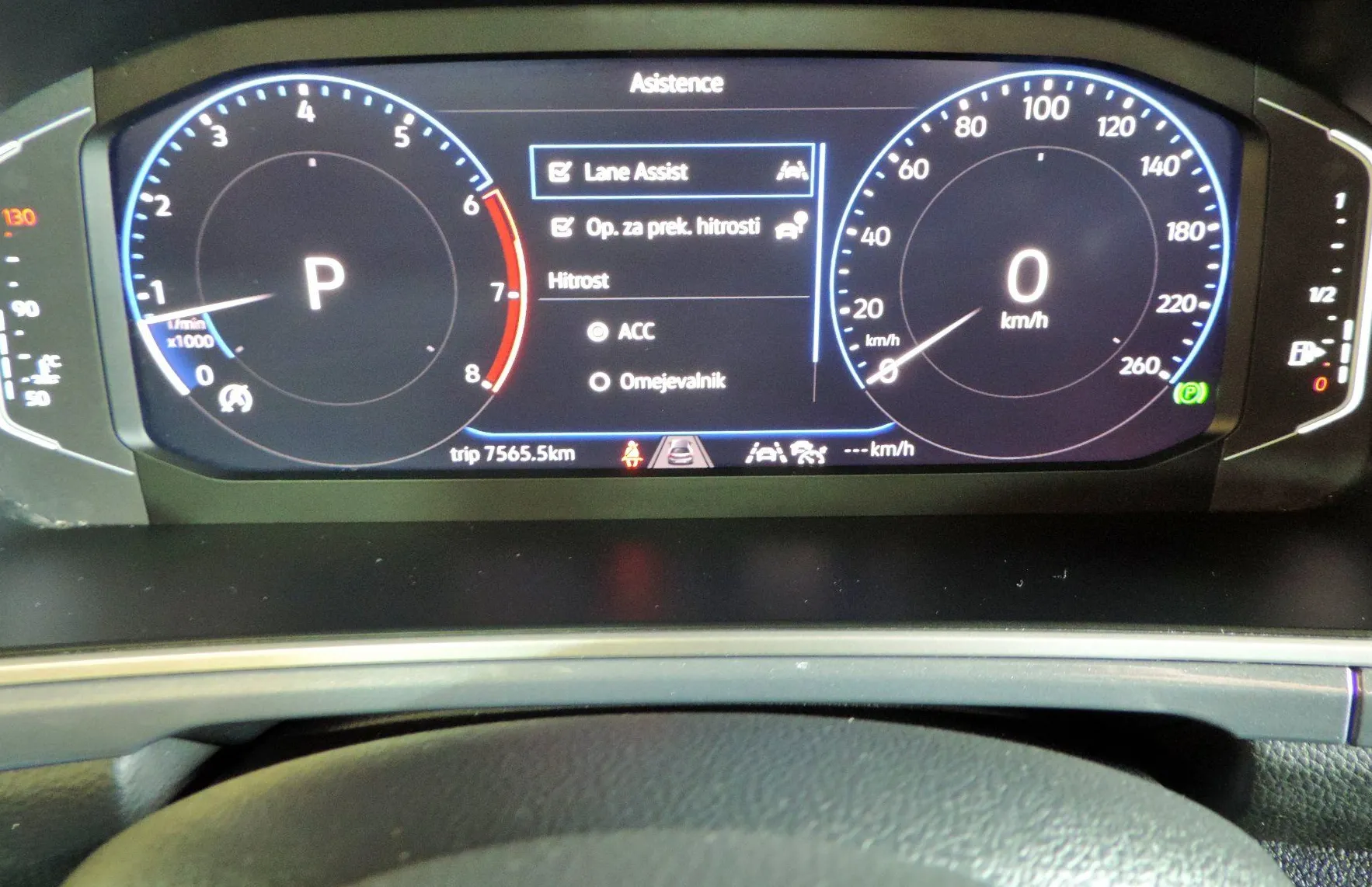 Zunanja slika - Volkswagen T-Roc - 1.5 TSI BMT Style DSG ACC-LED-KAMERA - 17
