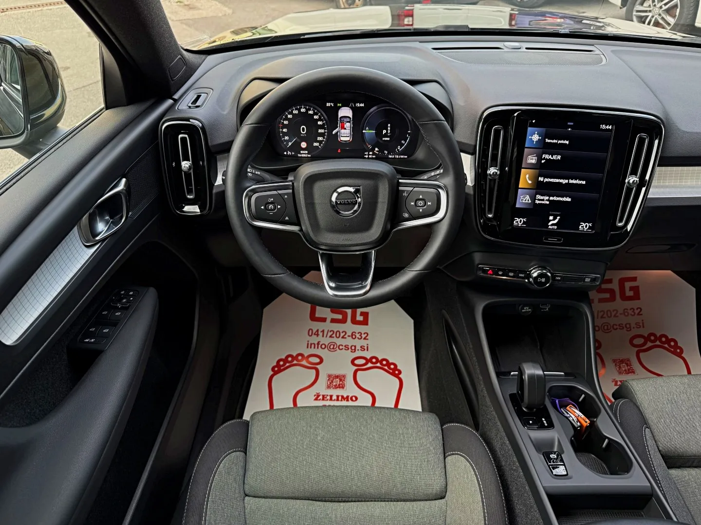 Zunanja slika - Volvo XC40 - T4 Recharge |novi model|LED|DAB|Keyless - 7