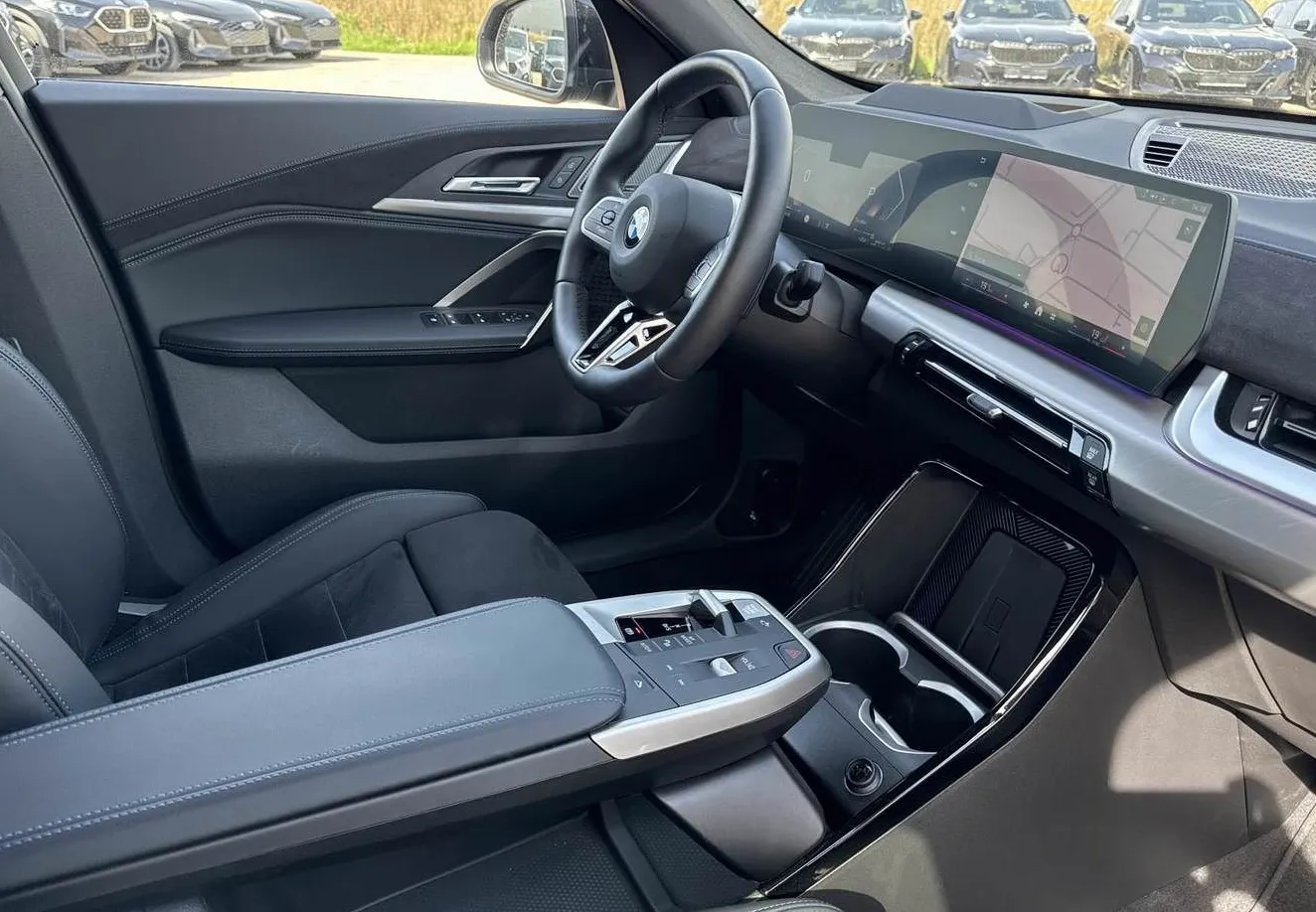 Zunanja slika - BMW X2 - serija :  sDrive20i Avt.-20COL-HARMAN-VK-HUD-KAM360-KLESS - 2