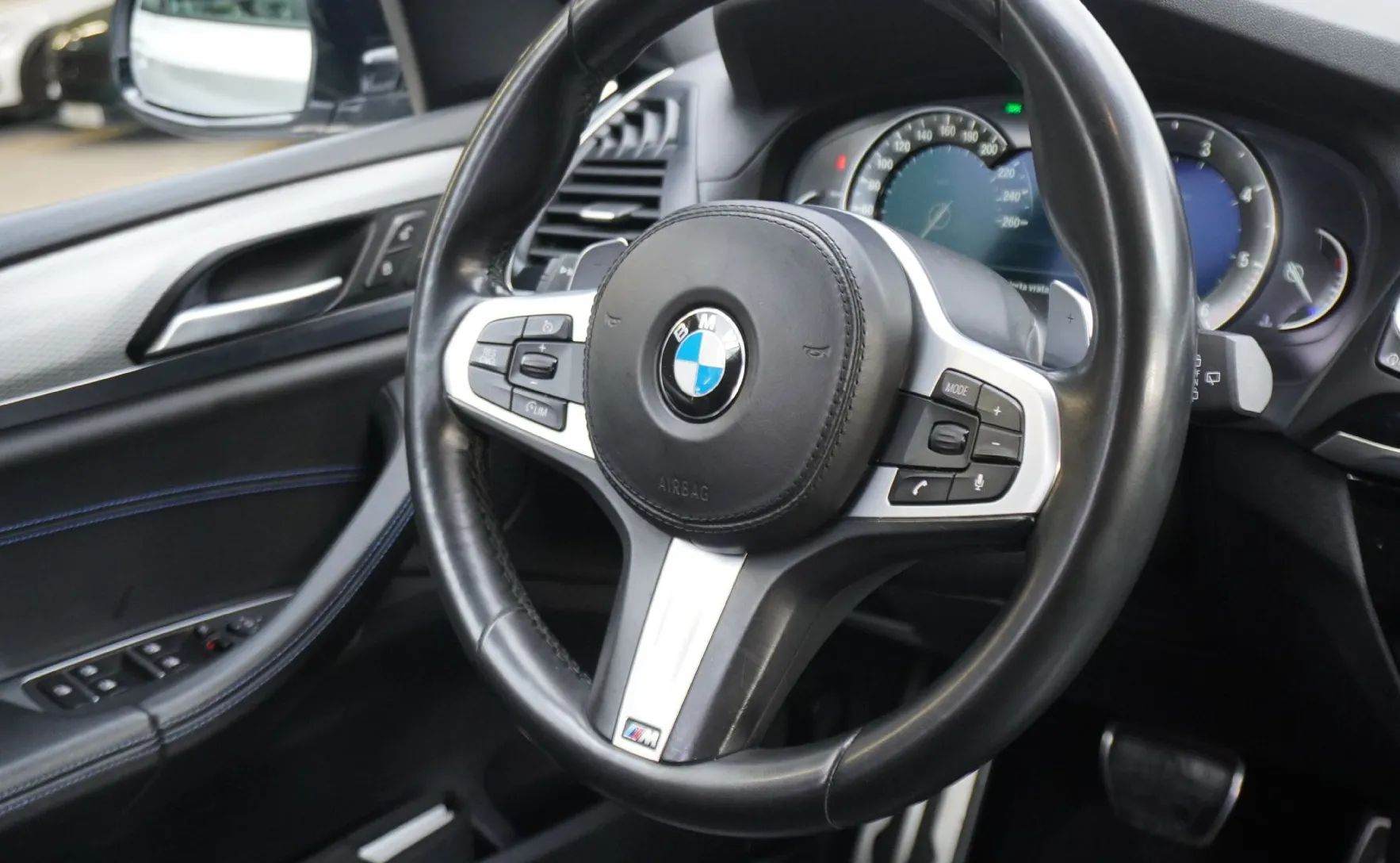 Zunanja slika - BMW X3 - serija : M SPORT xDrive20d  AT - 9