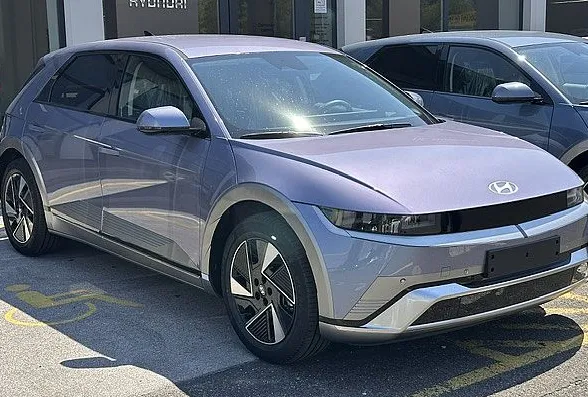 Zunanja slika - Hyundai Ioniq 5 - °°NA ZALOGI°°Premium 84kWh°°topl.črp°°el.kljuke - 4
