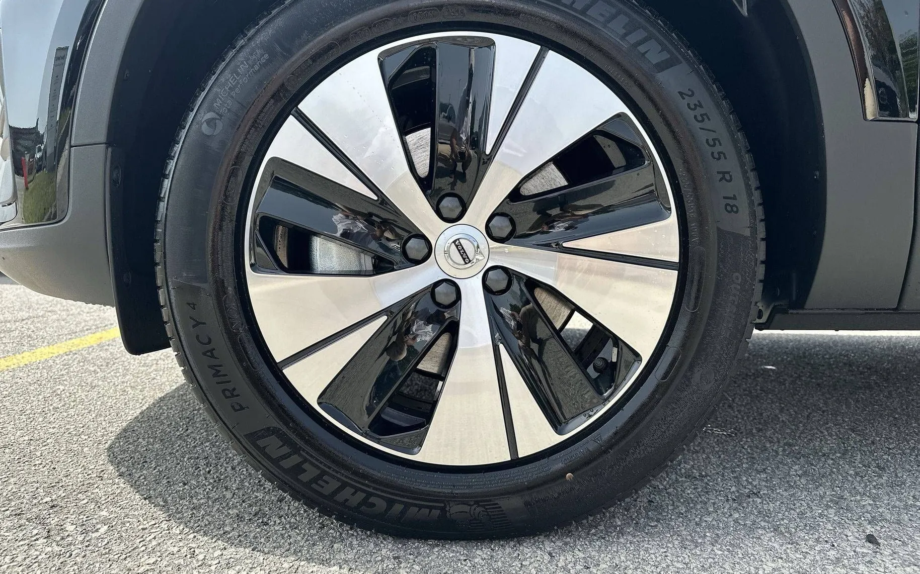 Notranja slika - Volvo XC40 - B3 P Core Avt. - 9