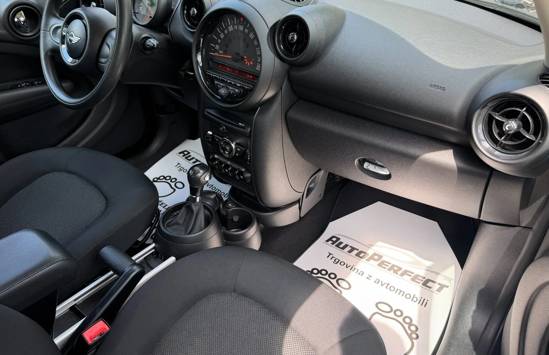 Zunanja slika - MINI Countryman - Cooper D  Avt.|Veliki Servis - 11