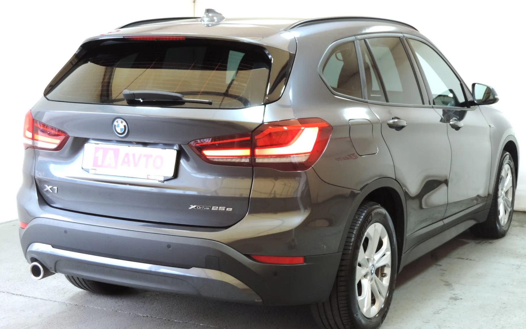 Zunanja slika - BMW X1 - xDrive25e Avt. KAMERA-LED-NAVI PRIKLJUČNI HYBRID - 5