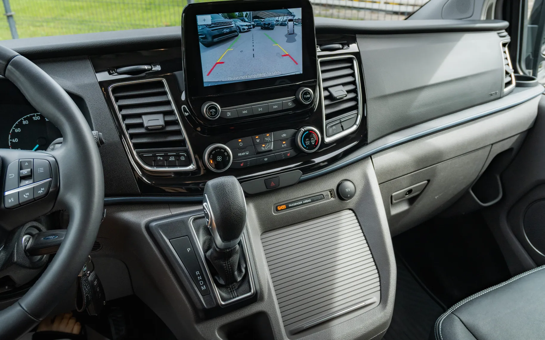 Notranja slika - Ford Tourneo - Custom - 10
