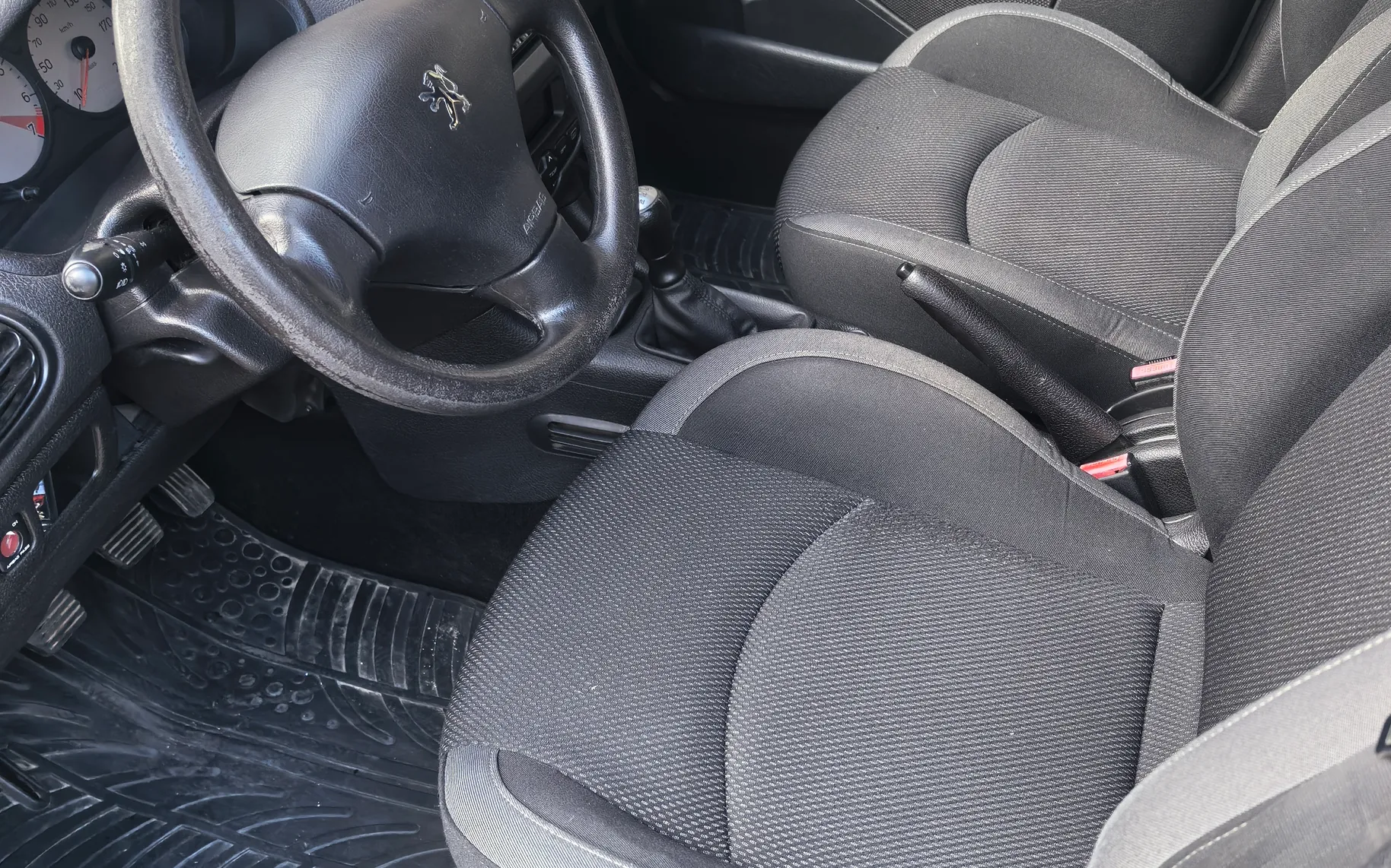 Notranja slika - Peugeot 206 - Quiksilver 1,4 16V - 4