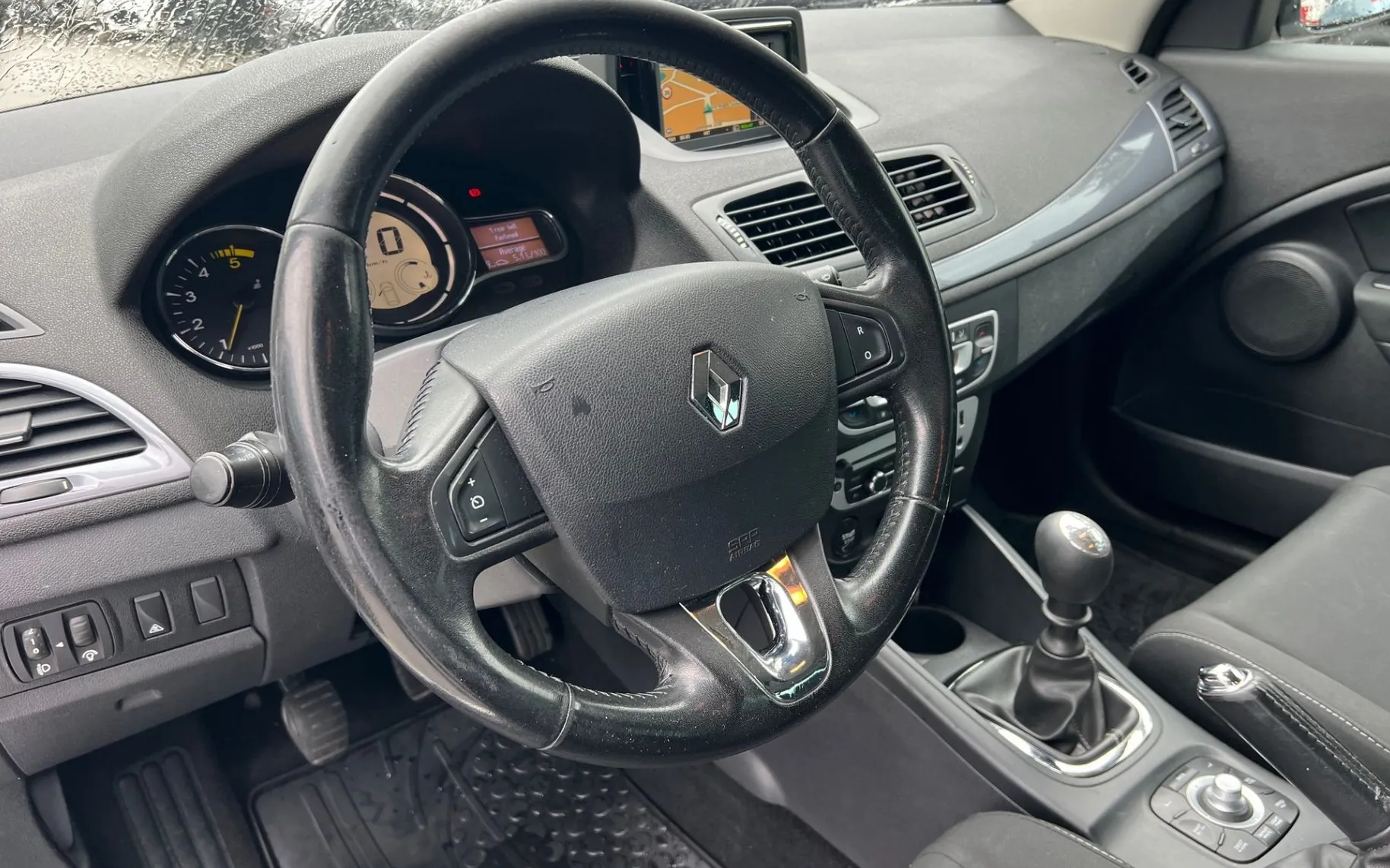 Zunanja slika - Renault Mégane - Megane Berline dCi 90 LIMITED LED AVTO.KLIMA NAVI PDC - 8