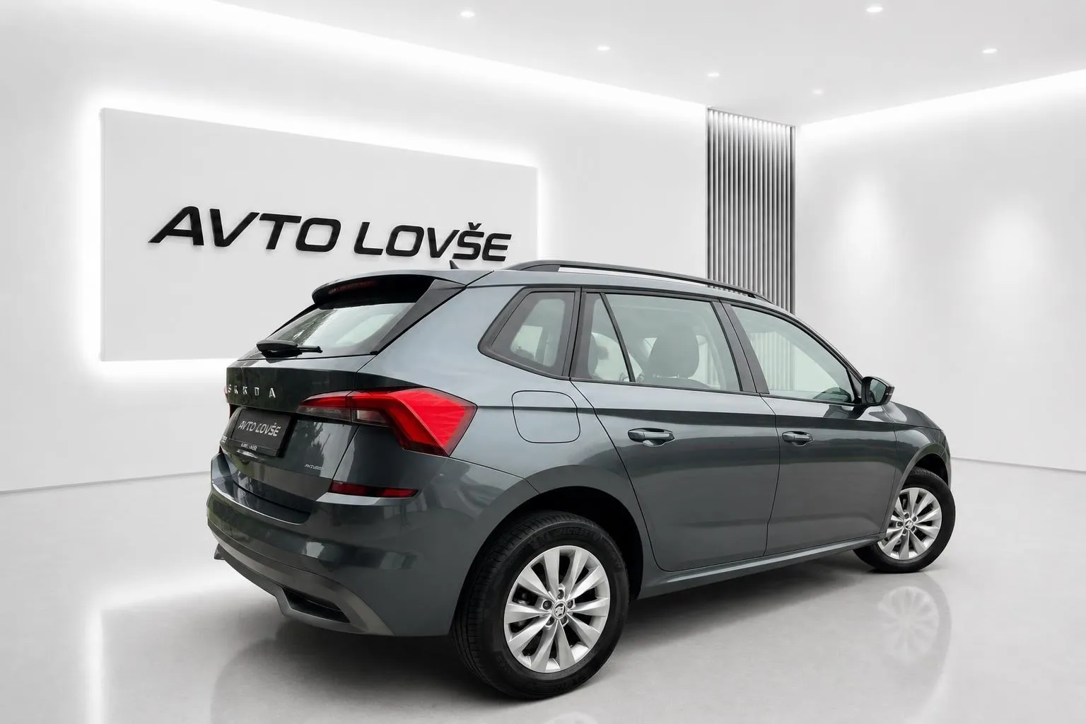 Zunanja slika - Škoda Kamiq - 1.6 TDI Ambition 1.LASTNICA-LED-NAVI-ODLIČNA - 5