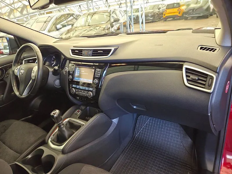 Zunanja slika - Nissan Qashqai - 1.6 DIG-T 360° KAMERA NAVI PDC PANORAMA - 10