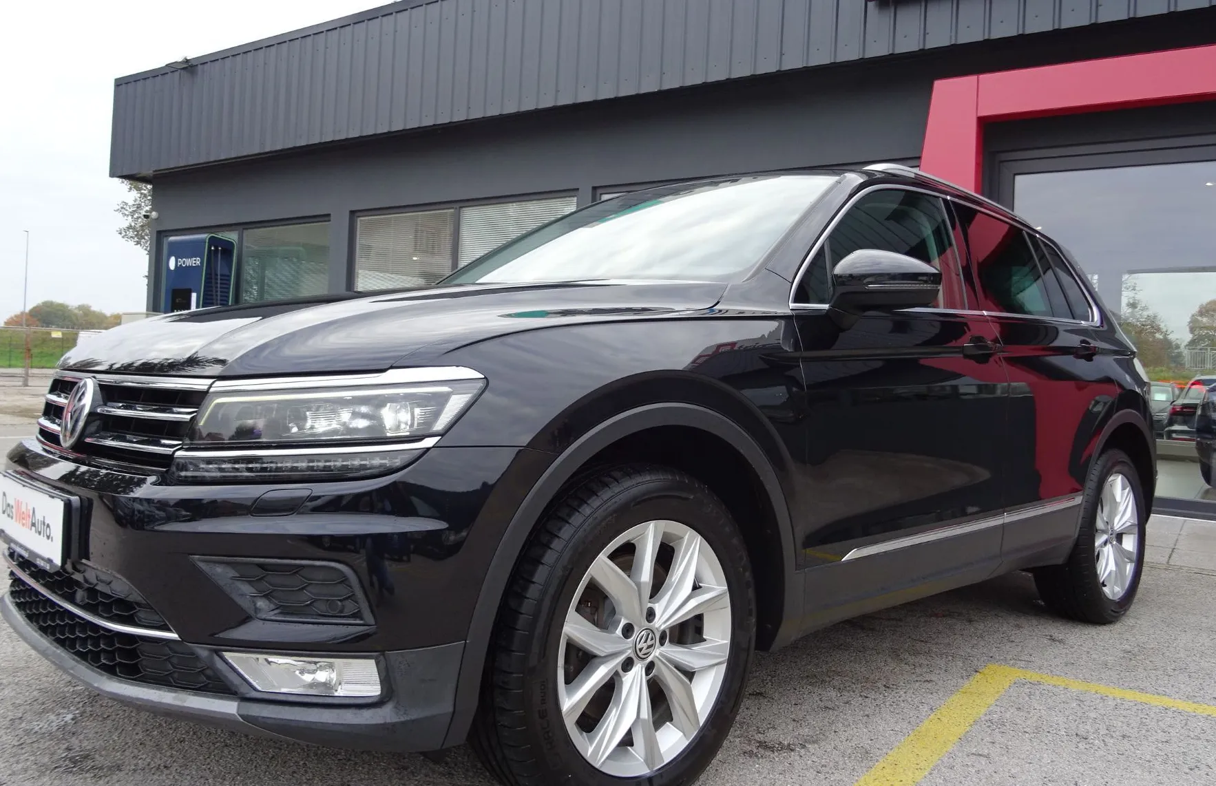 Zunanja slika - Volkswagen Tiguan - 2.0 TDI DSG 4MOT Highline 240KM - SLO - - 1