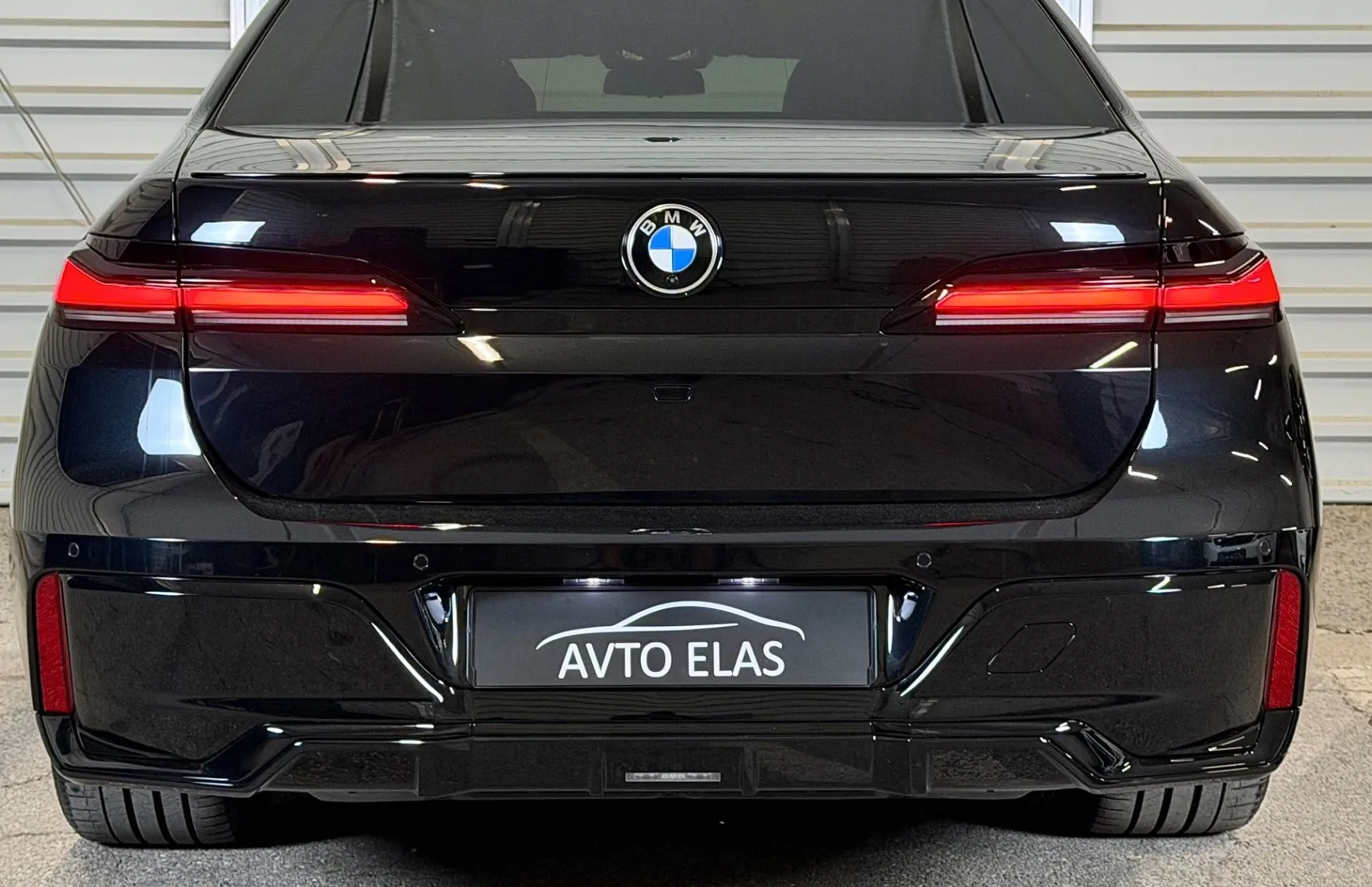 Zunanja slika - BMW Serija 7 - : 740XD - M PRO - TV - ZRAČNO - B W - MASAŽA ... - 5