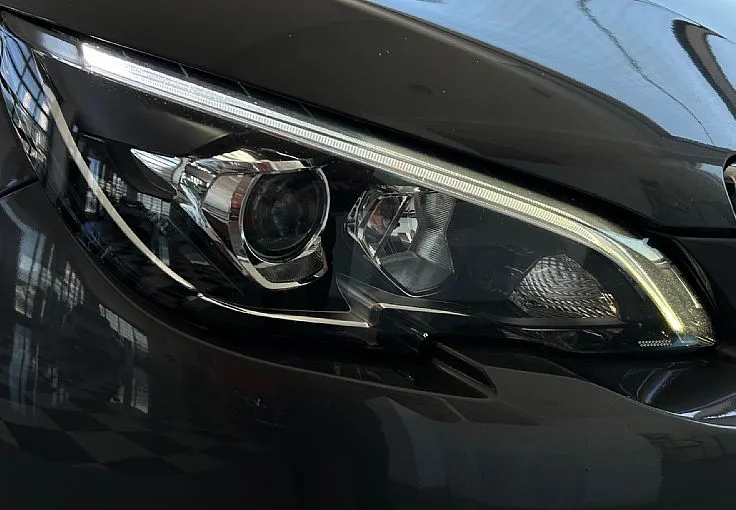 Zunanja slika - Peugeot 308 - SW 1.2 PureTech-NAVI-PDC-OPRAVLJEN VELIK SERVIS - 11