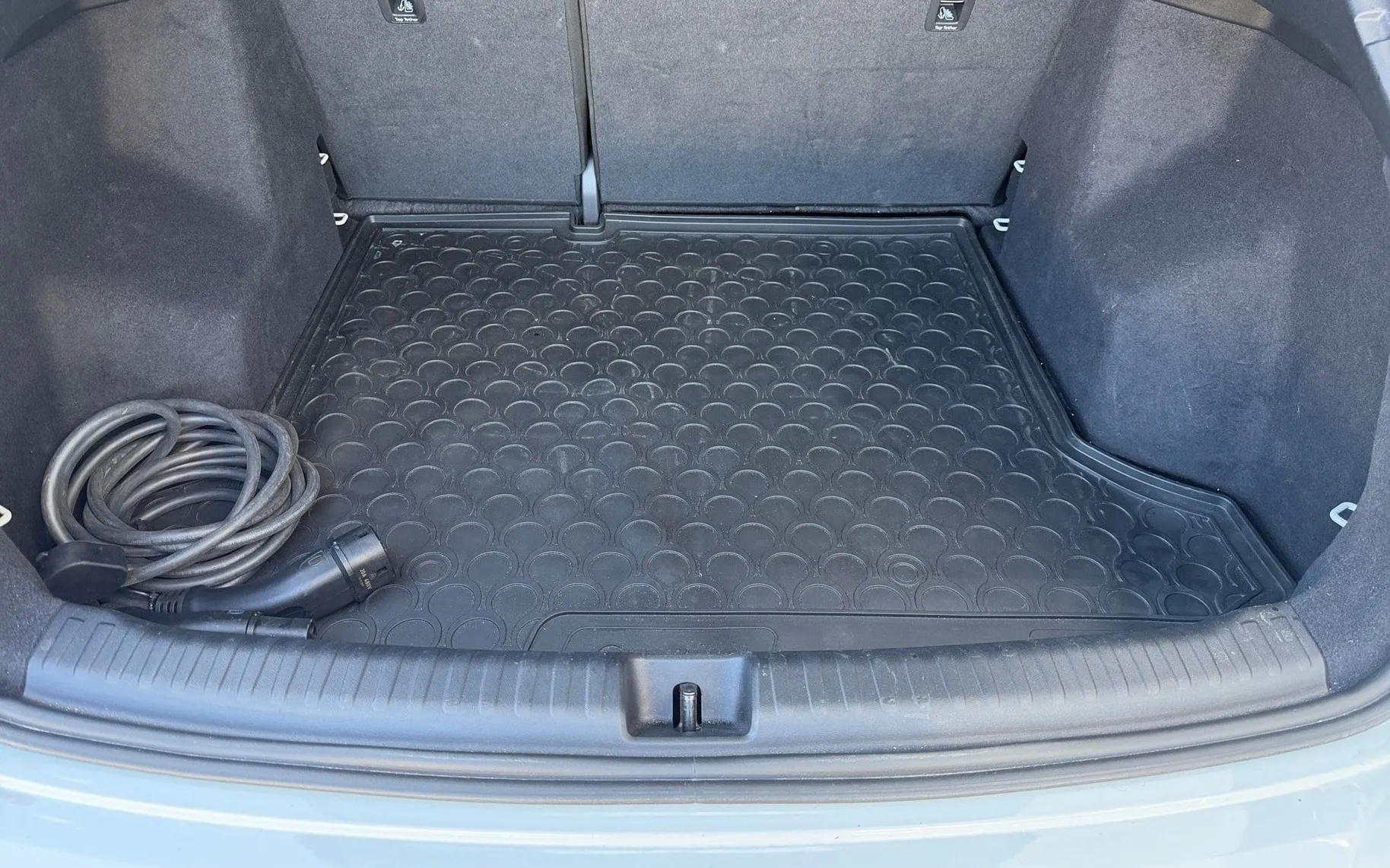 Notranja slika - Audi Q4 e-tron - Q4 40 e-tron-S Line-Matrix LED-ACC-Mrtvi kot-Kamer - 12
