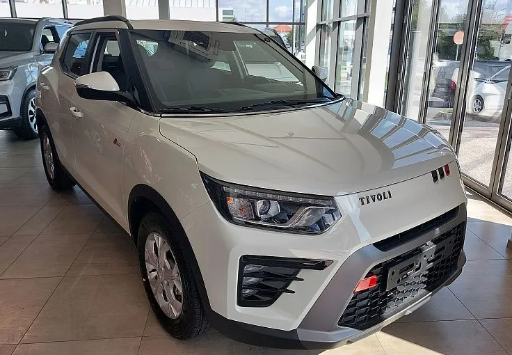 Zunanja slika - SsangYong Tivoli - ŽE OD  19.999  1.5 T-GDI Fresh 2WD M T - 5