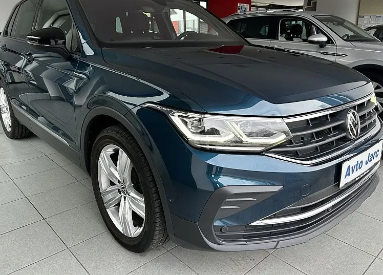 Zunanja slika - Volkswagen Tiguan - 1.5 TSI ACTIVE-ASISTENCE-HUD-VLEČNA KLJUKA - 1